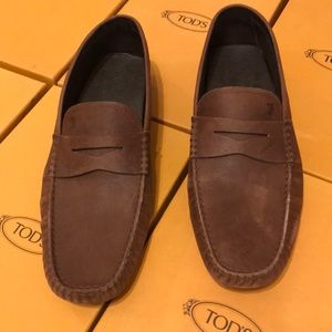 Tod’s Gommino leather loafers brown